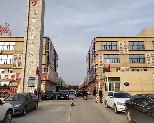 山西太榆國際汽配城車牌識(shí)別系統(tǒng)，三進(jìn)三出