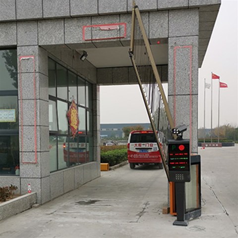 能展示廣告的道閘有哪些優(yōu)勢(shì)？